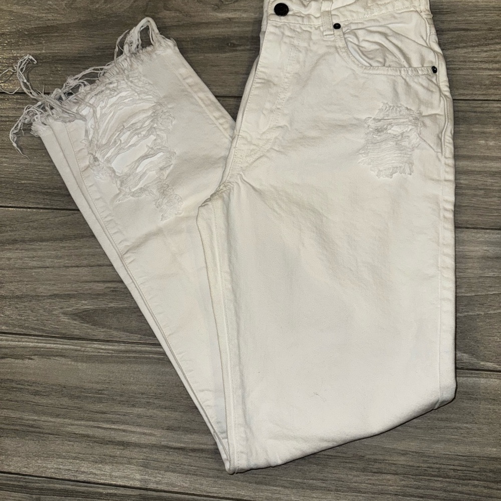 SER.O.YA Straight Jeans White Distressed Denim Frayed Hem Button Zip Women's